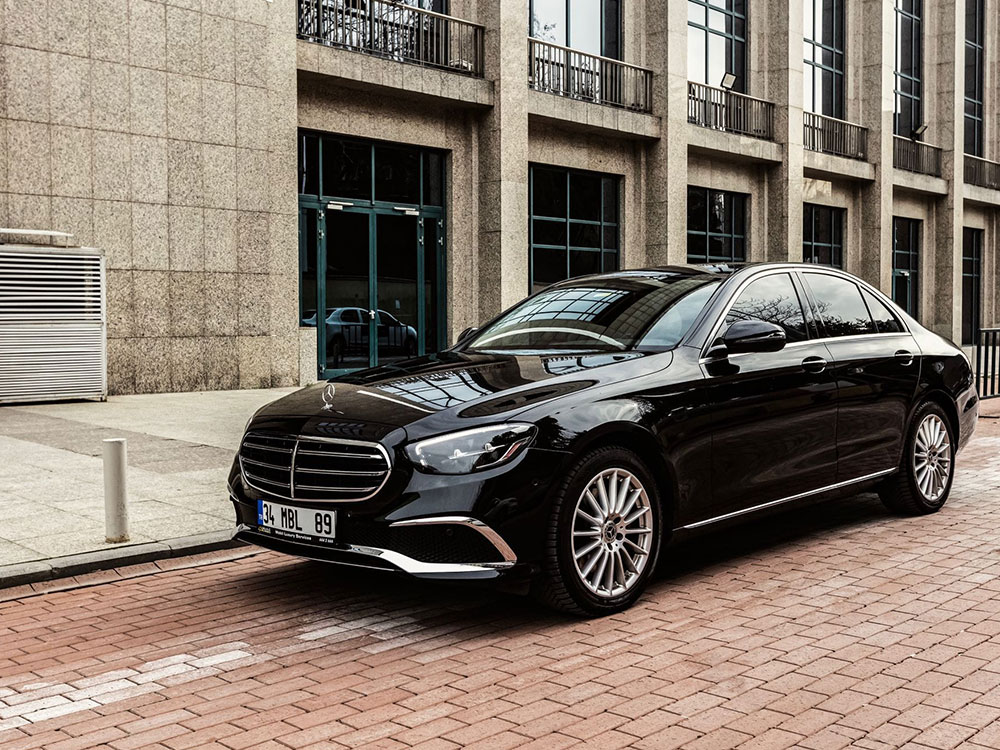 Chauffeured-Car-Rentals4